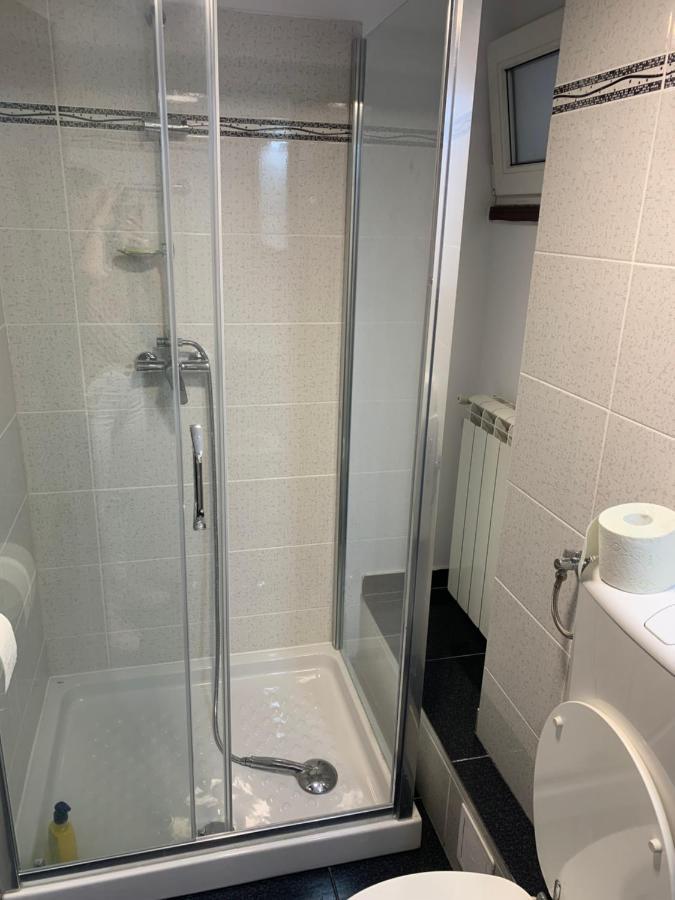 City Center Villa Apartament Bucharest Luaran gambar